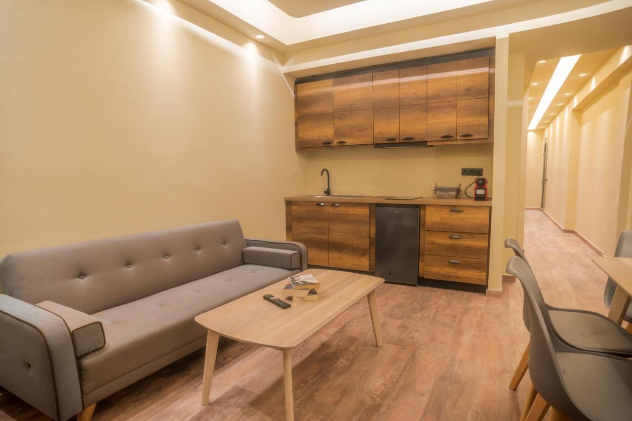 אכיליון Seven Keys Luxury Suites מראה חיצוני תמונה
