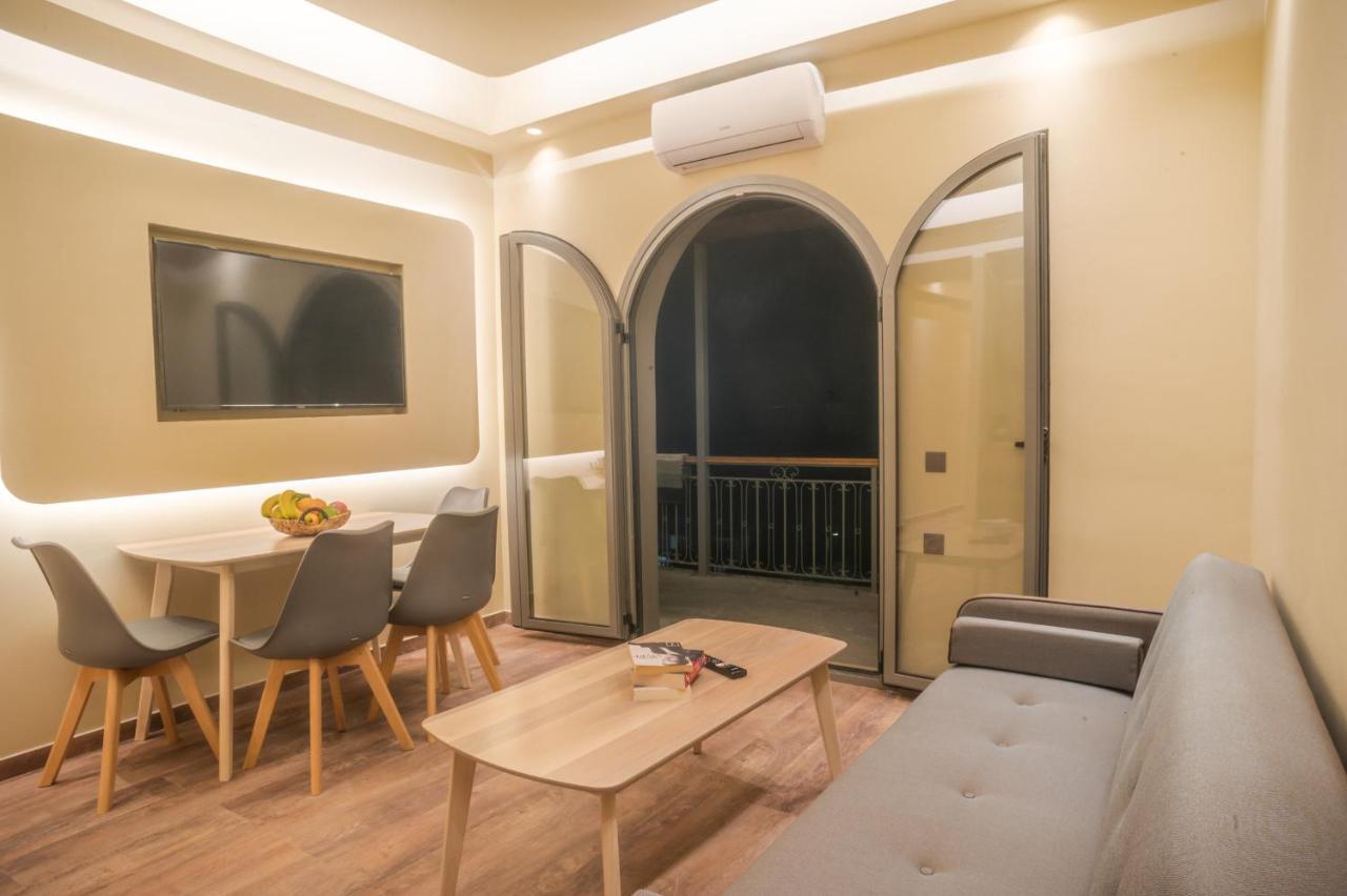 אכיליון Seven Keys Luxury Suites מראה חיצוני תמונה