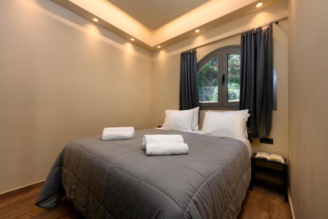 אכיליון Seven Keys Luxury Suites מראה חיצוני תמונה